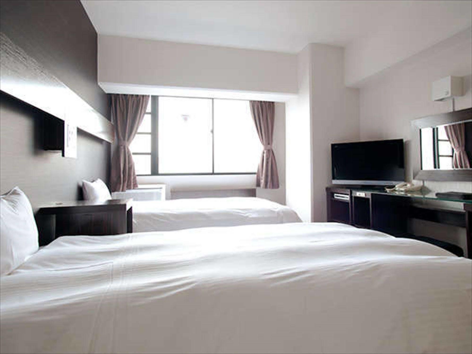 Green Rich Hotels Миядзаки Екстериор снимка