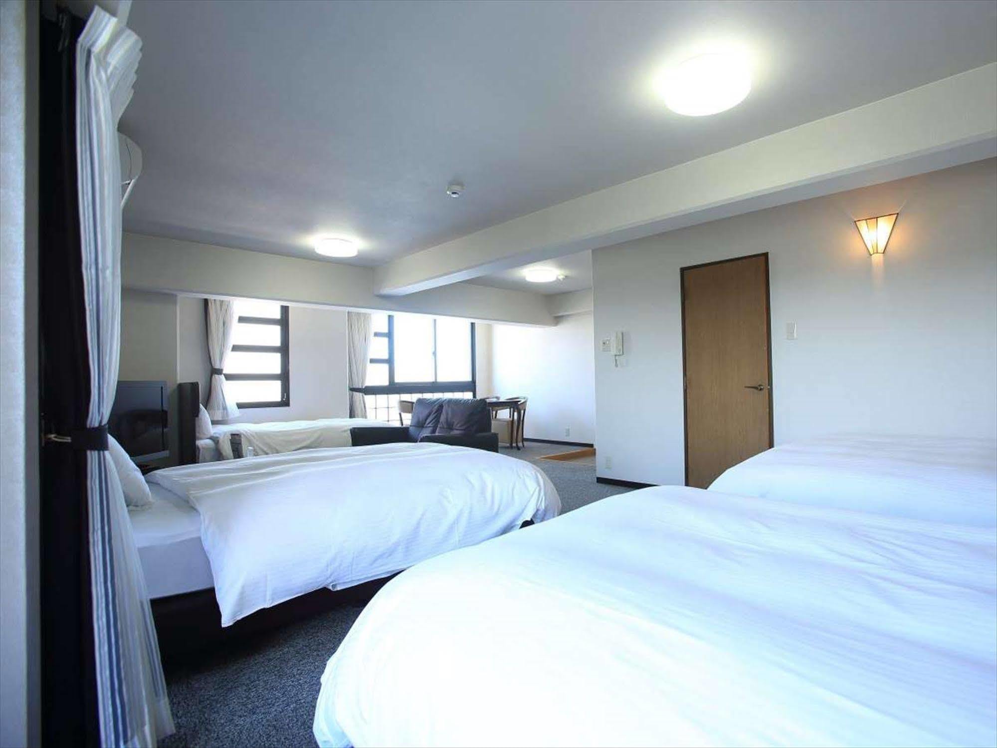 Green Rich Hotels Миядзаки Екстериор снимка